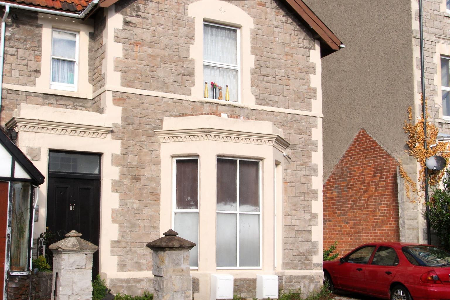 2 bedroom Ground Floor Flat, 17 George Street