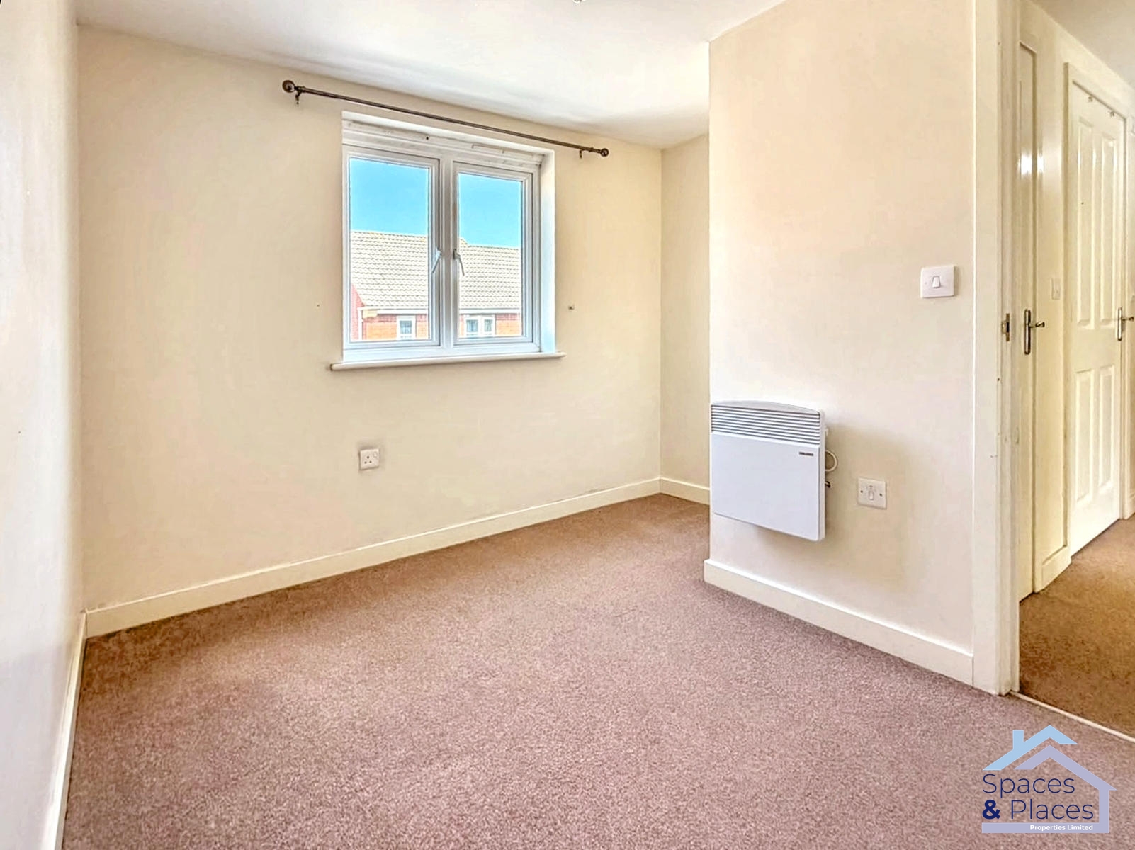 2 Bedroom, 1 Bathroom, First Floor Flat, Macfarlane Chase 2 Bedroom, 1 Bathroom, First Floor Flat, Macfarlane Chase